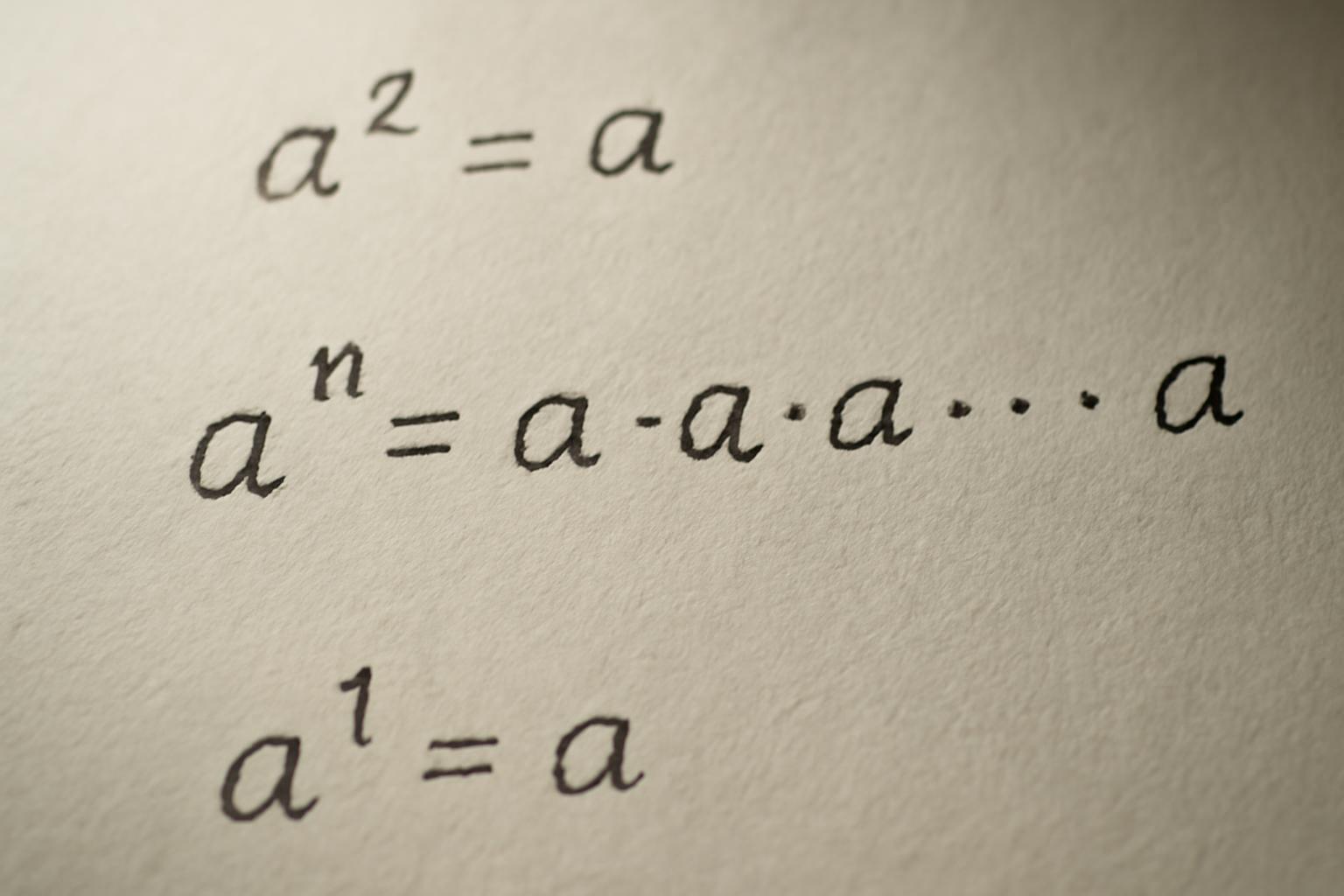 Az egész számú kitevők alapvető tulajdonságai